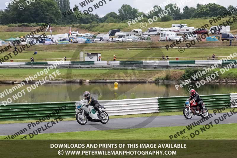 Vintage motorcycle club;eventdigitalimages;mallory park;mallory park trackday photographs;no limits trackdays;peter wileman photography;trackday digital images;trackday photos;vmcc festival 1000 bikes photographs